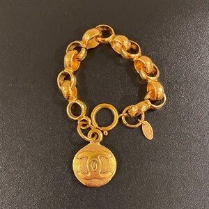 Chanel CC Logo Gold Link Bracelet